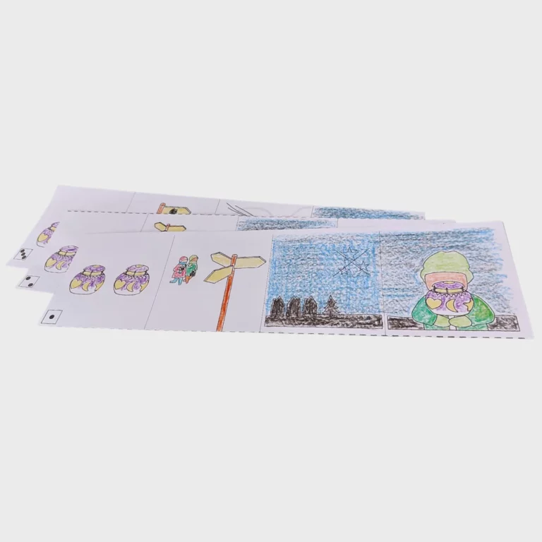 Mehrere aufeinanderliegende Papierstreifen, die als Liederstreifen für den Räbeliechtliumzug gestaltet sind. Auf den handillustrierten Abschnitten sind verschiedene Motive wie geschnitzte Räben, Wegweiser, eine nächtliche Stadtlandschaft ohne Sternen und Kinder mit Laternen in. Mit Wachsmalkreide ausgemalt.